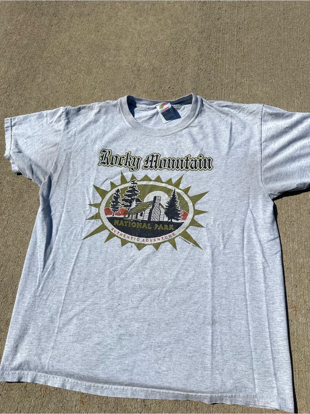 Fruit of the Loom Rocky Mountain National Park Tee - Light Gray
